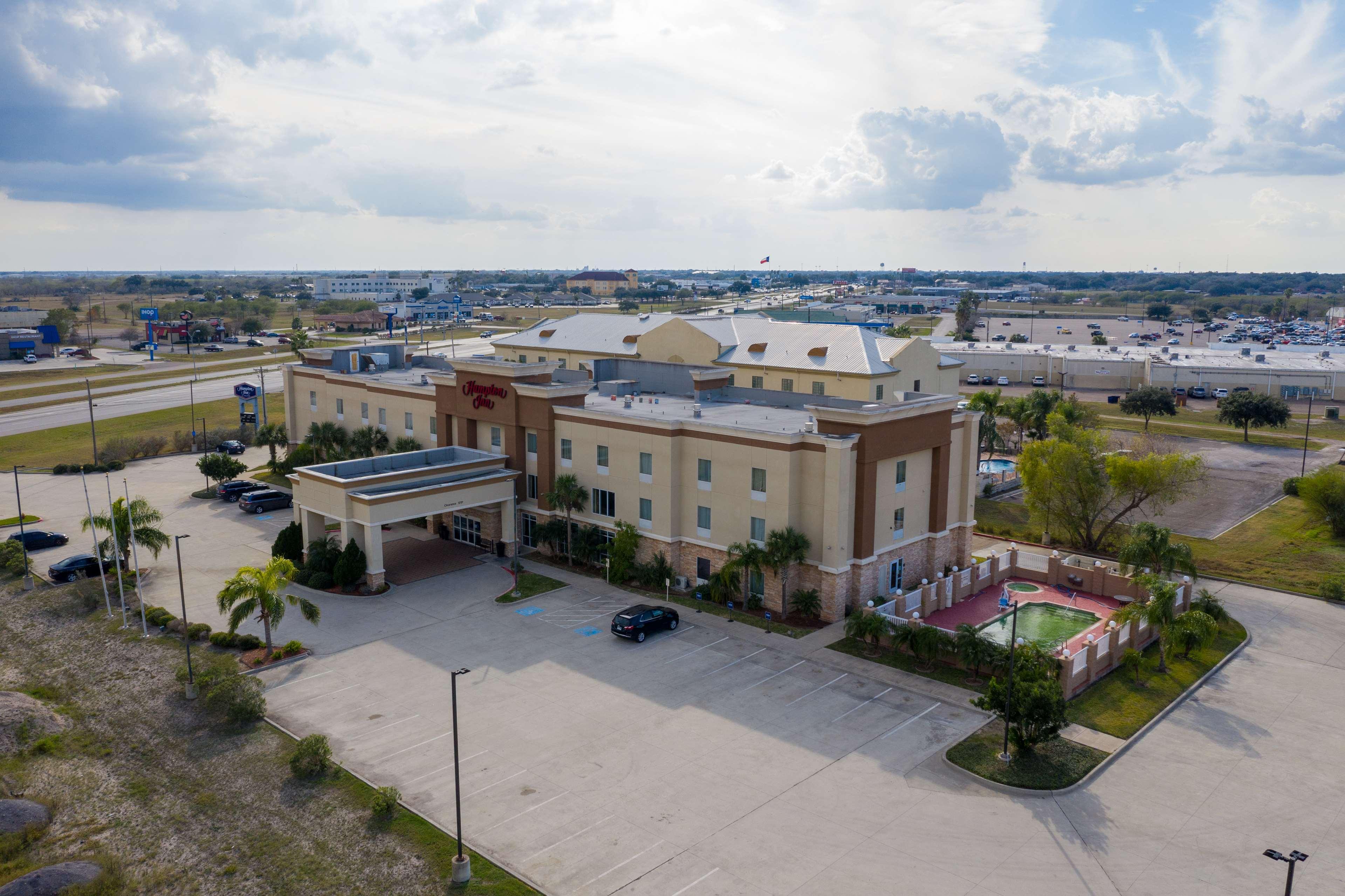 Hampton Inn Alice Екстер'єр фото